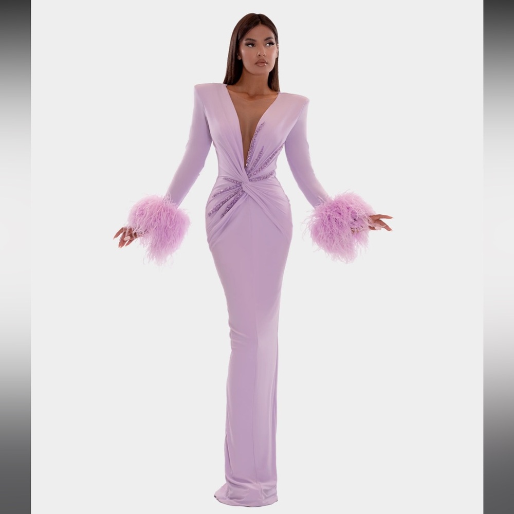 BRAND NEW ALBINA DYLA GOWN
